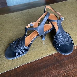 Black Sandal heels from Chie Mihara